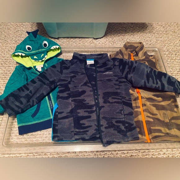 Toddler Clothes Bundle - Picture 4 of 5